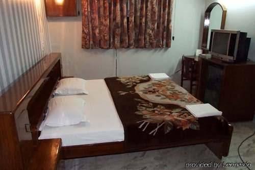 Hotel Welcome Palace Delhi  Buitenkant foto